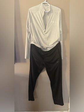 Under Armour Light Gray Quarter-Zip Performance Top